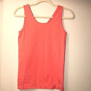 Coral layering tank